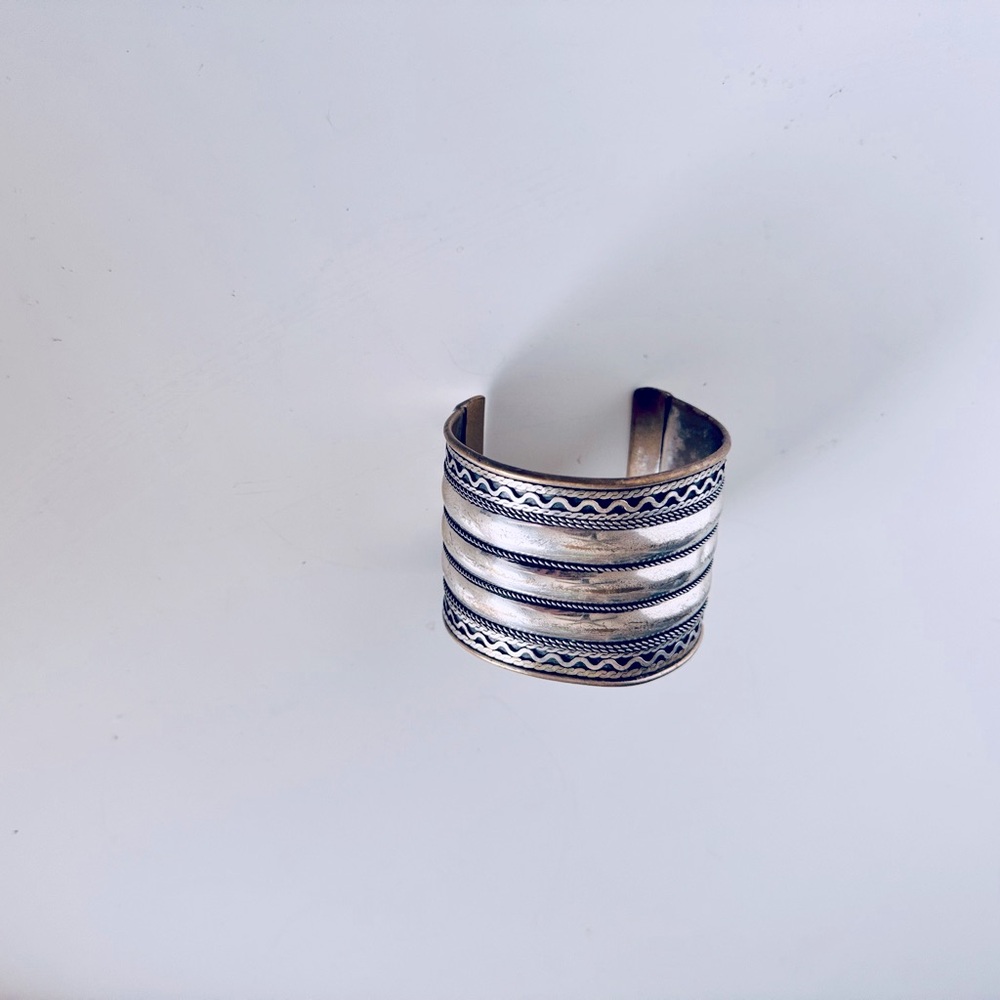Vintage 3” Boho Silver-Toned Cuff Bracelet - Picture 5 of 14